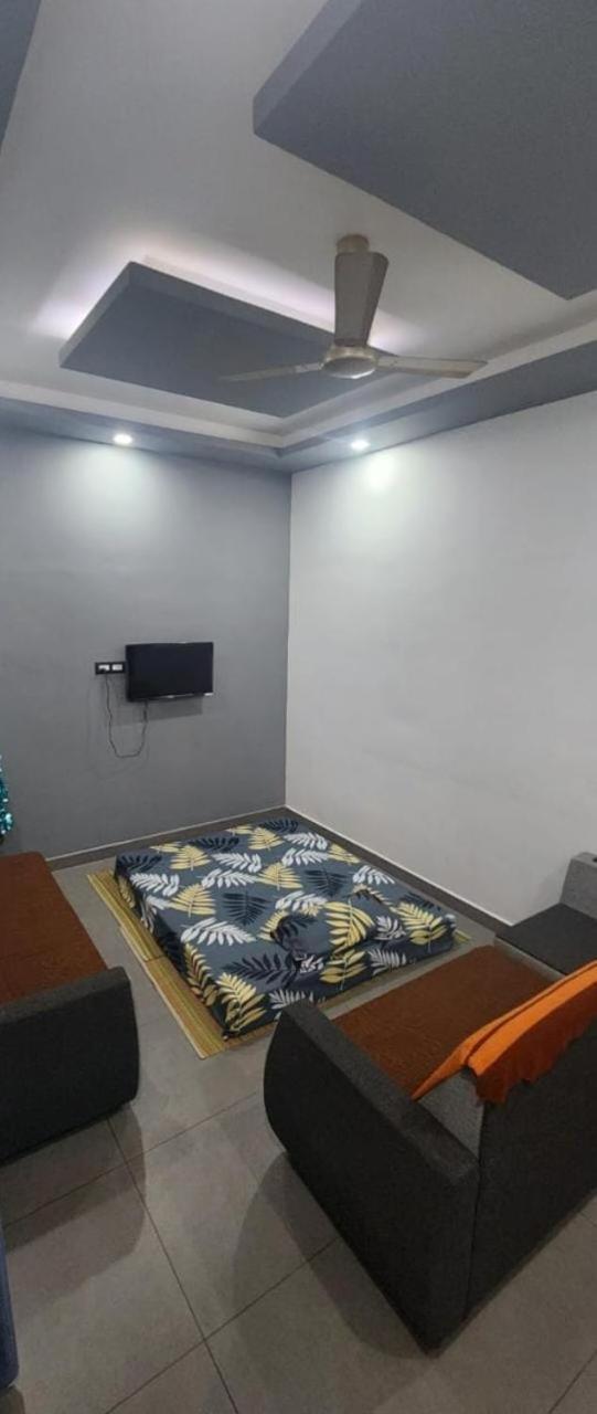Krish Villa Homestay Муннар Экстерьер фото